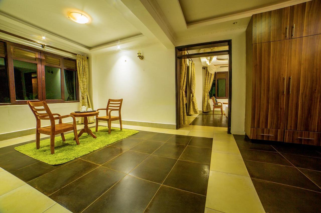 Victoria View Boutique Hotels Kigo เอนเทบเบ้ ภายนอก รูปภาพ