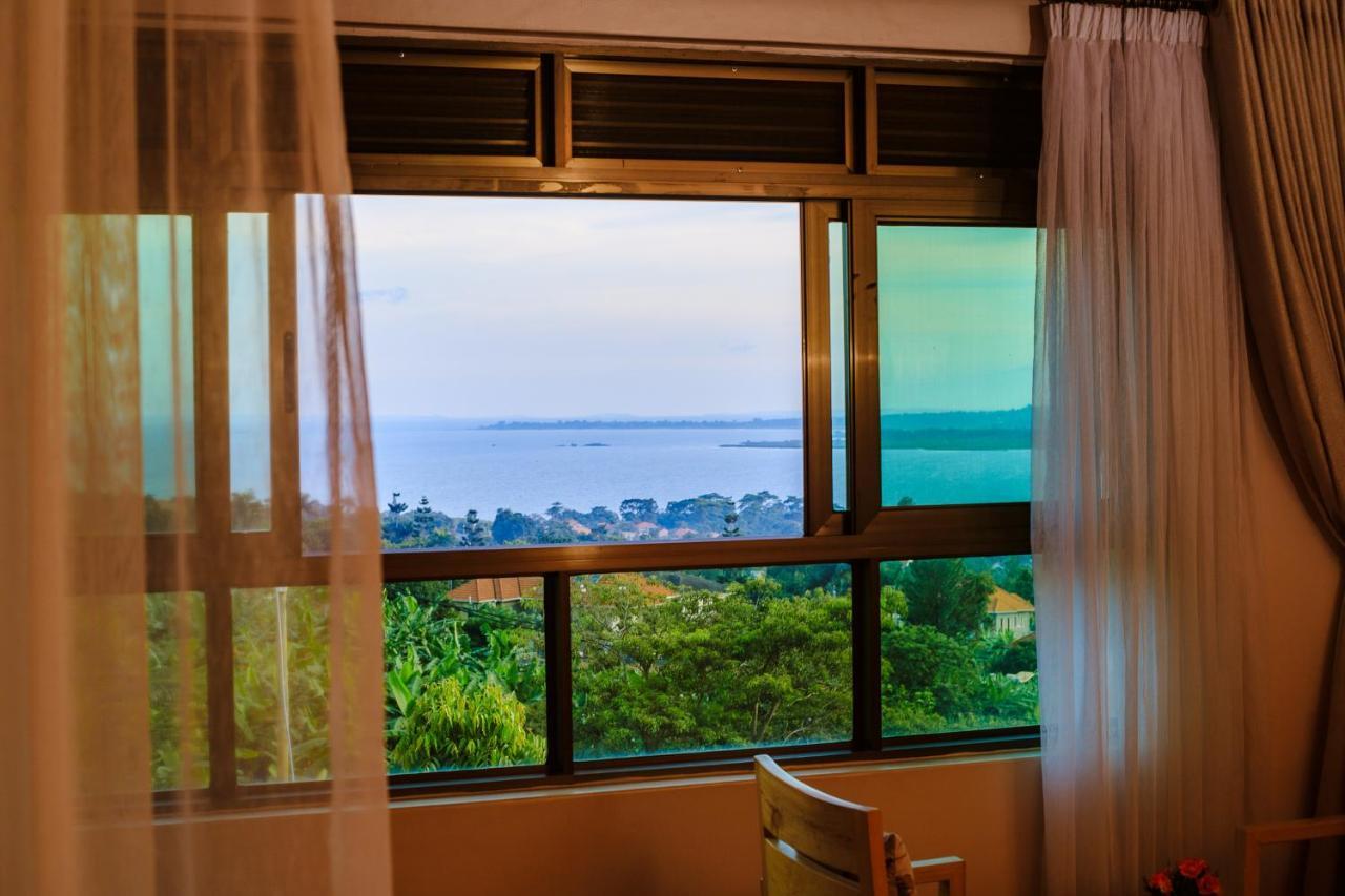 Victoria View Boutique Hotels Kigo เอนเทบเบ้ ภายนอก รูปภาพ