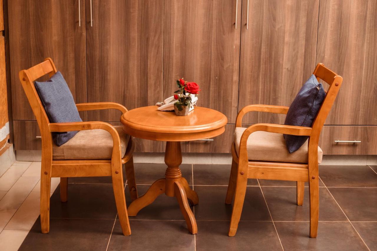Victoria View Boutique Hotels Kigo เอนเทบเบ้ ภายนอก รูปภาพ