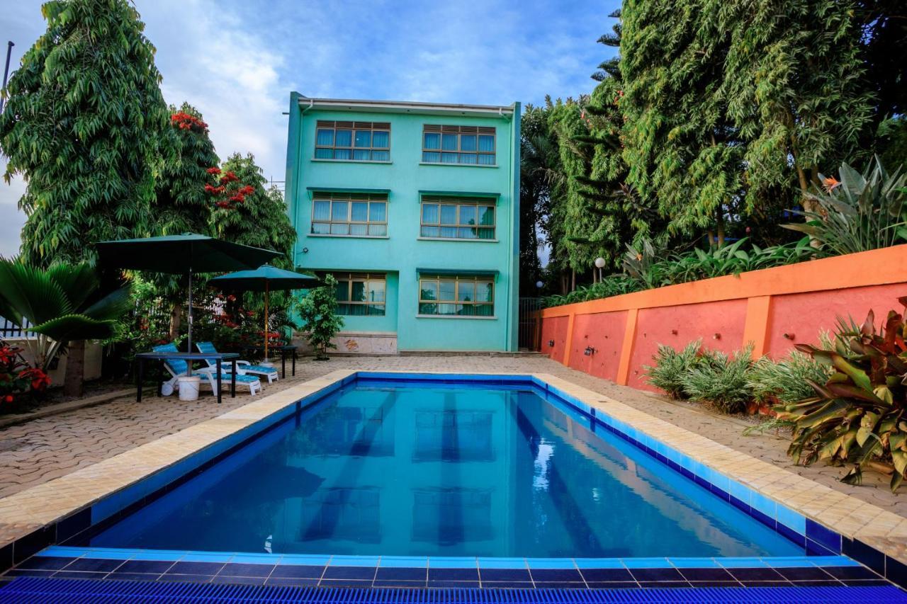 Victoria View Boutique Hotels Kigo เอนเทบเบ้ ภายนอก รูปภาพ