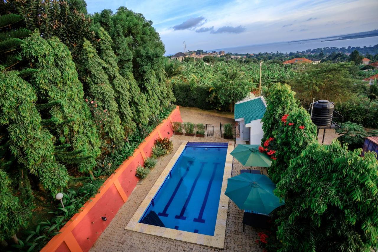 Victoria View Boutique Hotels Kigo เอนเทบเบ้ ภายนอก รูปภาพ