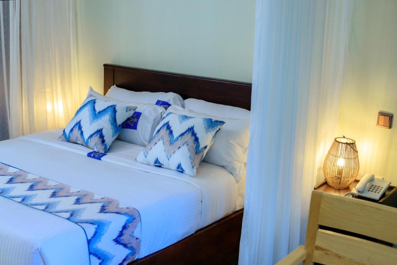 Victoria View Boutique Hotels Kigo เอนเทบเบ้ ภายนอก รูปภาพ