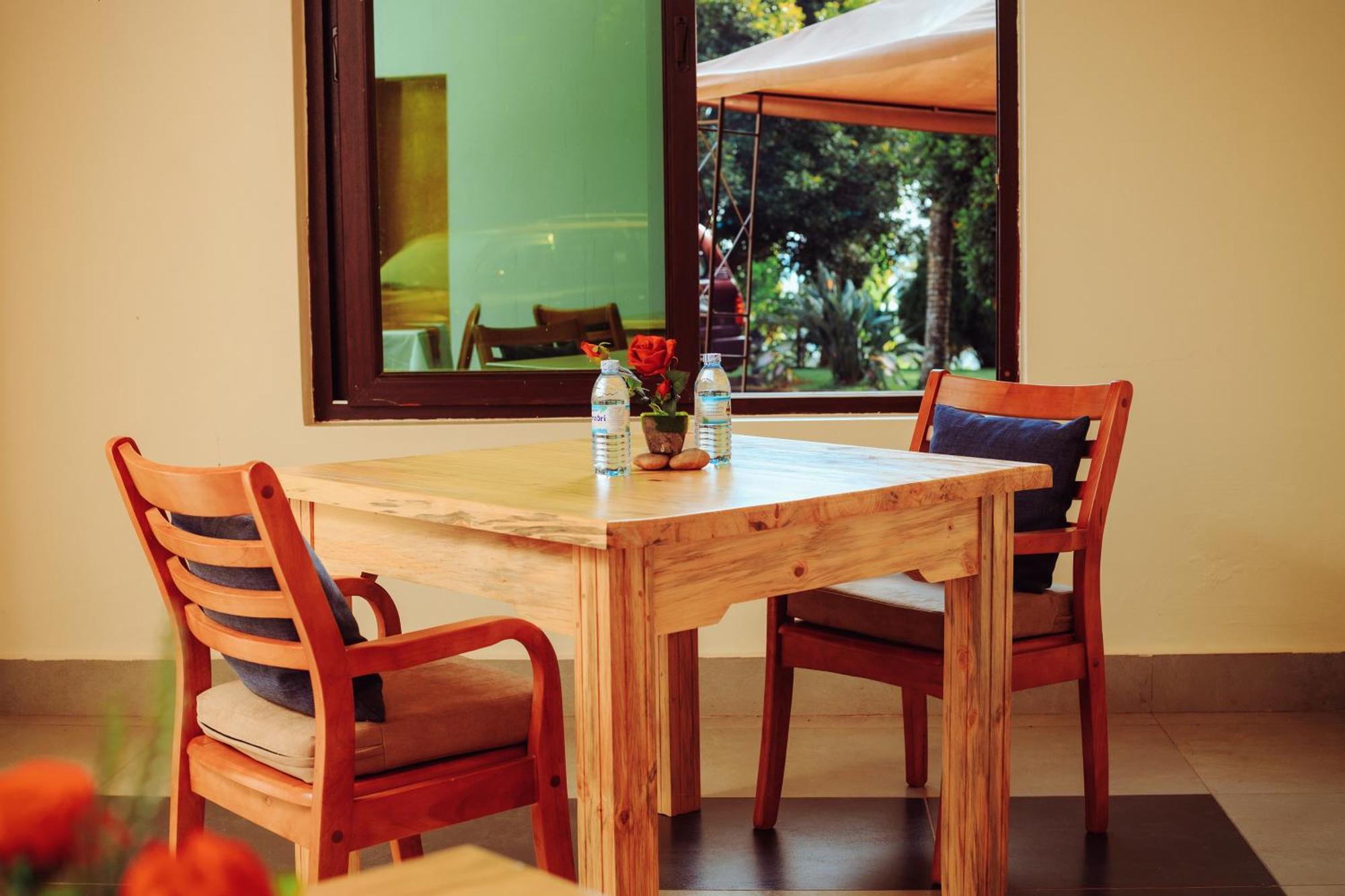 Victoria View Boutique Hotels Kigo เอนเทบเบ้ ภายนอก รูปภาพ