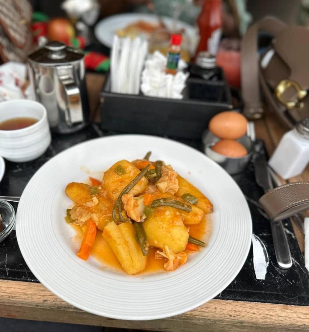 Victoria View Boutique Hotels Kigo เอนเทบเบ้ ภายนอก รูปภาพ