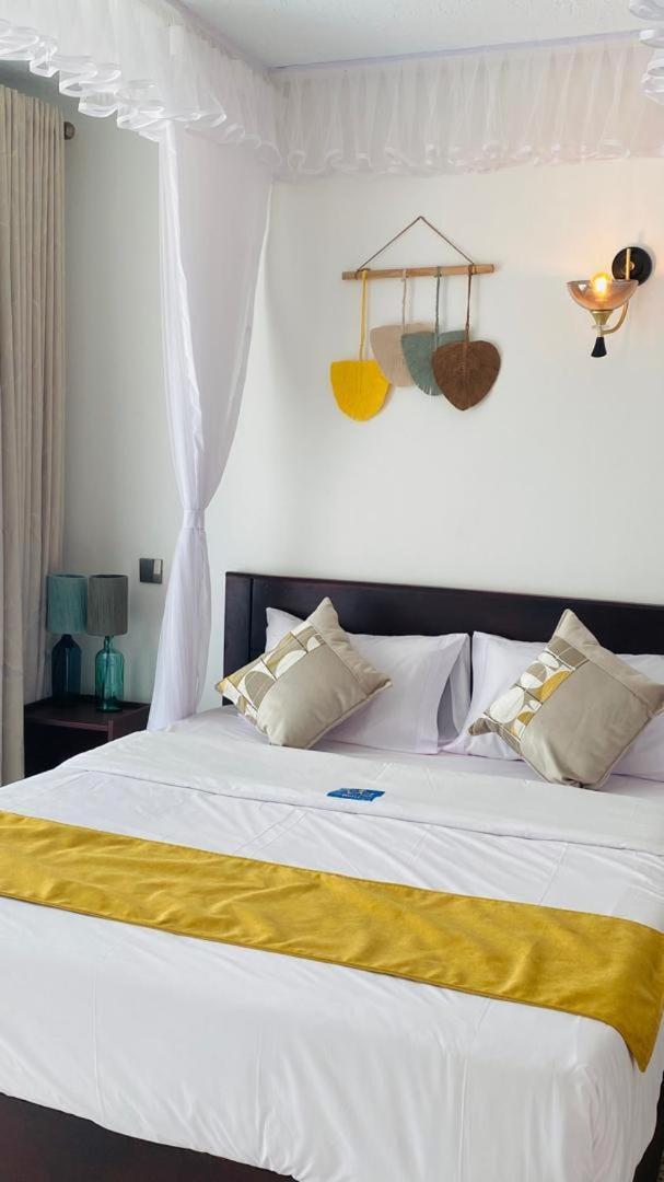 Victoria View Boutique Hotels Kigo เอนเทบเบ้ ภายนอก รูปภาพ